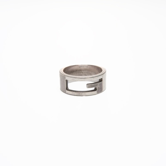 Gucci Logo #11 Ring Silver